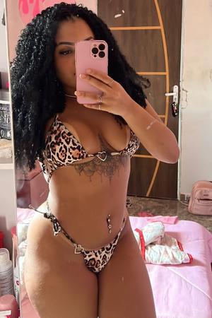 SCARLETT 🍒🫐🍏🍇 939-330-8842