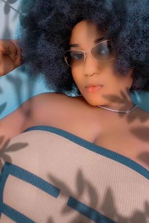 Madam Sandra :Madam Sandra