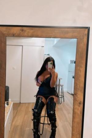 TS Massage Free sex Last night