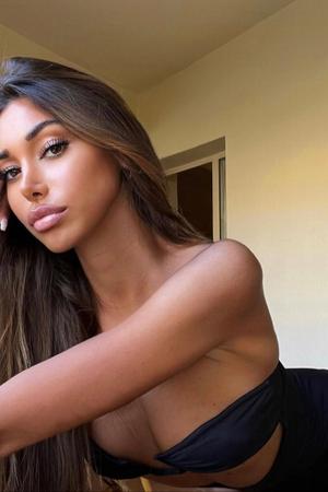 Sweet and Sexy Tamara