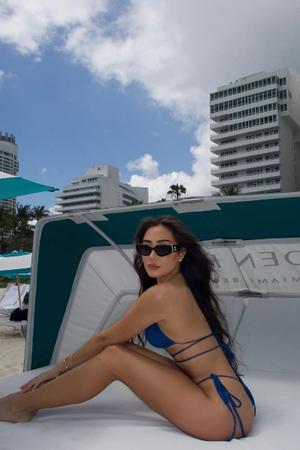 Anastasia (new escort petie) incall and outcall 