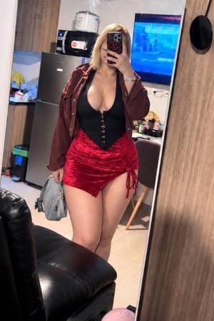 Ellie Jane Medusa (CAMSHOW ASS TWERK)