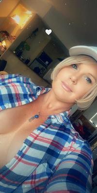 Chanel Lovett