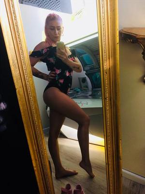 VICTORIA25