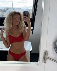 Rachelle54