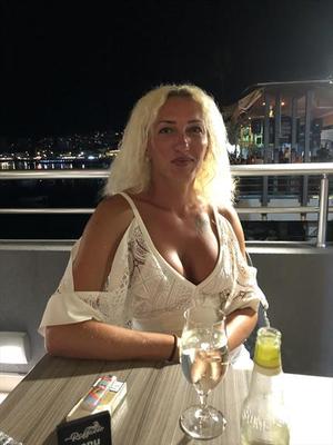 Marija Shemale +381638970446