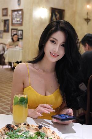 👑TOP VERIFIED👑Doris WhatsApp +8613242777178