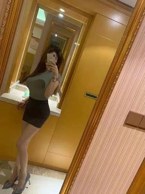 MOLY Sexy curvy body  Telegram@hotelescortgirl