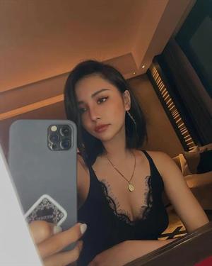 Una