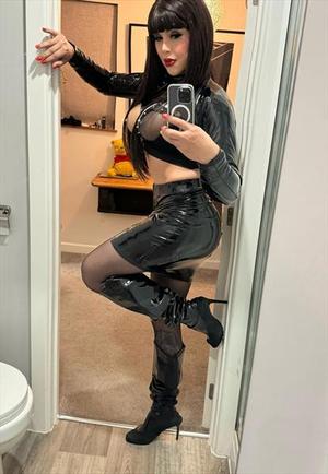 Donatella Latex