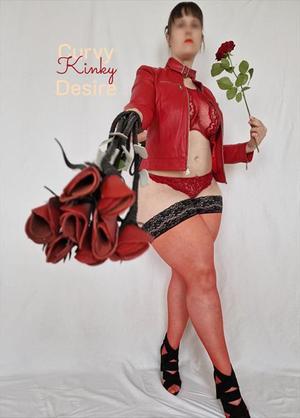 Curvy Kinky Desire