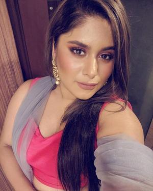 Steffy:Pooja