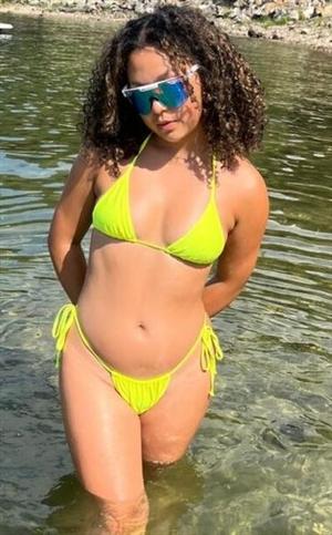 Adrianna:Mia